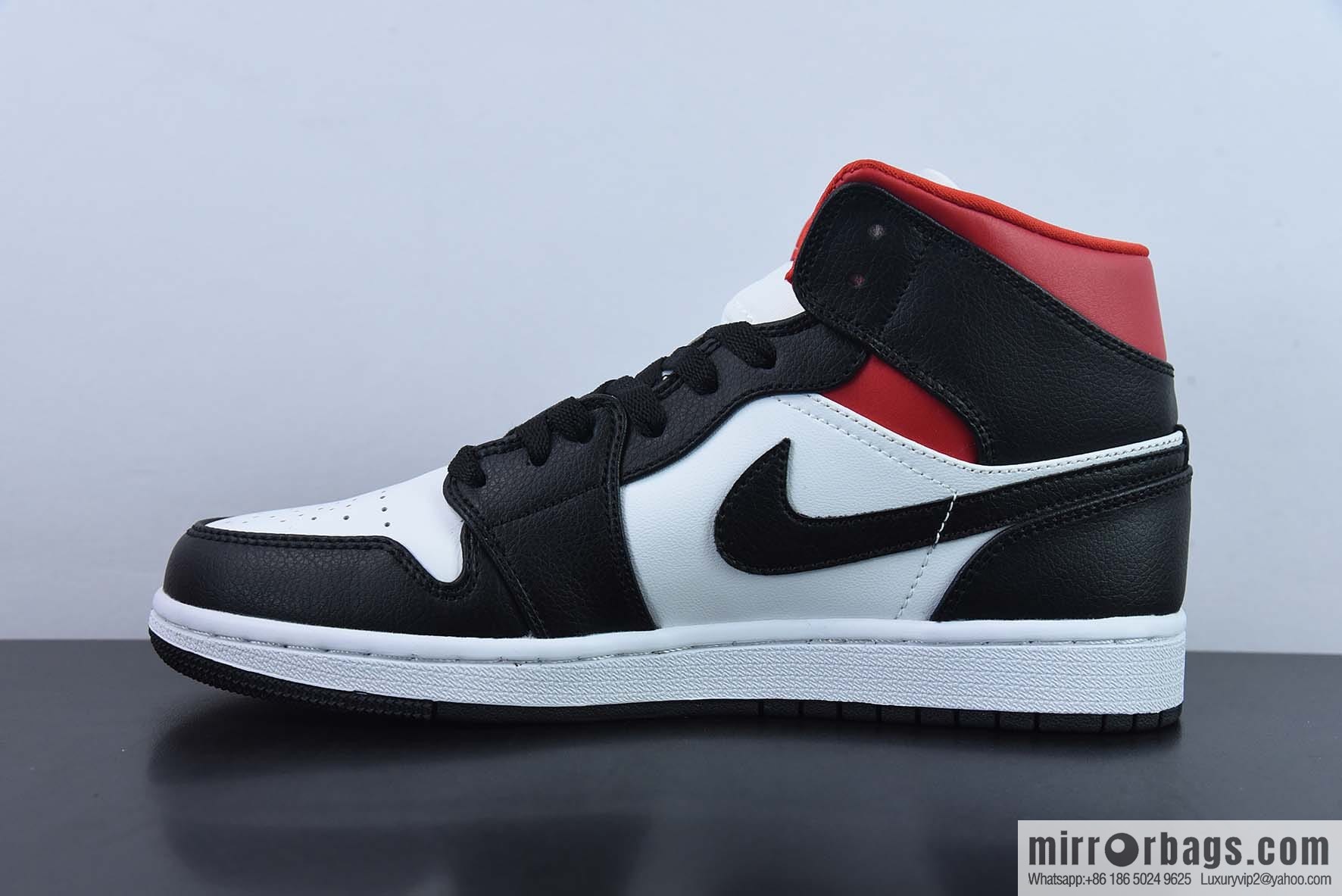 Air Jordan 1 Mid AJ1 Joe 1 prohibited from reselling black and white red, middle help basketball shoes item number: BQ6472-061