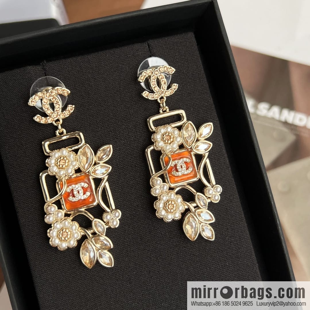 New ☑️ CHANEL Chanel c2 double c pink diamond pearl flower stud earrings