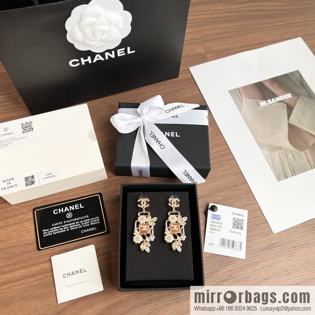 New ☑️ CHANEL Chanel c2 double c pink diamond pearl flower stud earrings