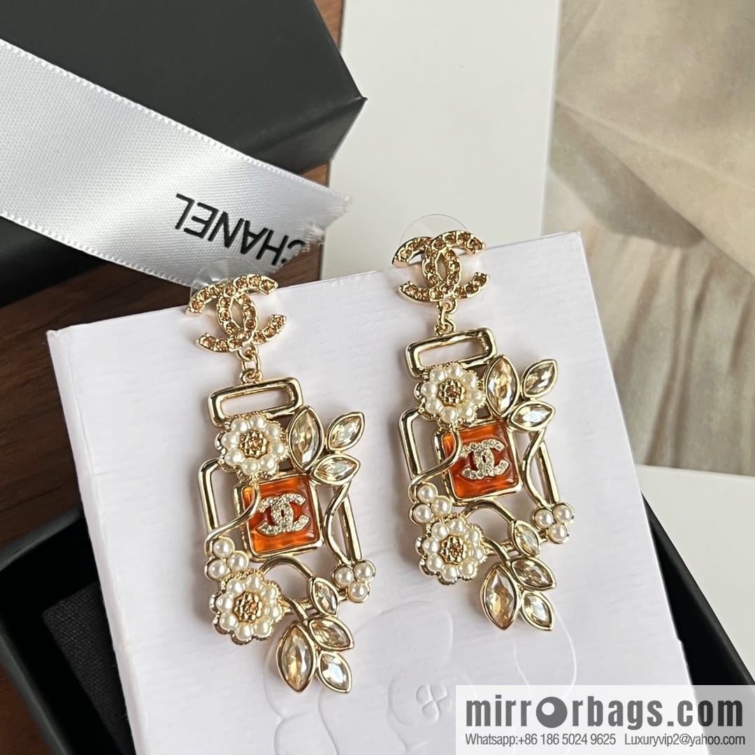 New ☑️ CHANEL Chanel c2 double c pink diamond pearl flower stud earrings