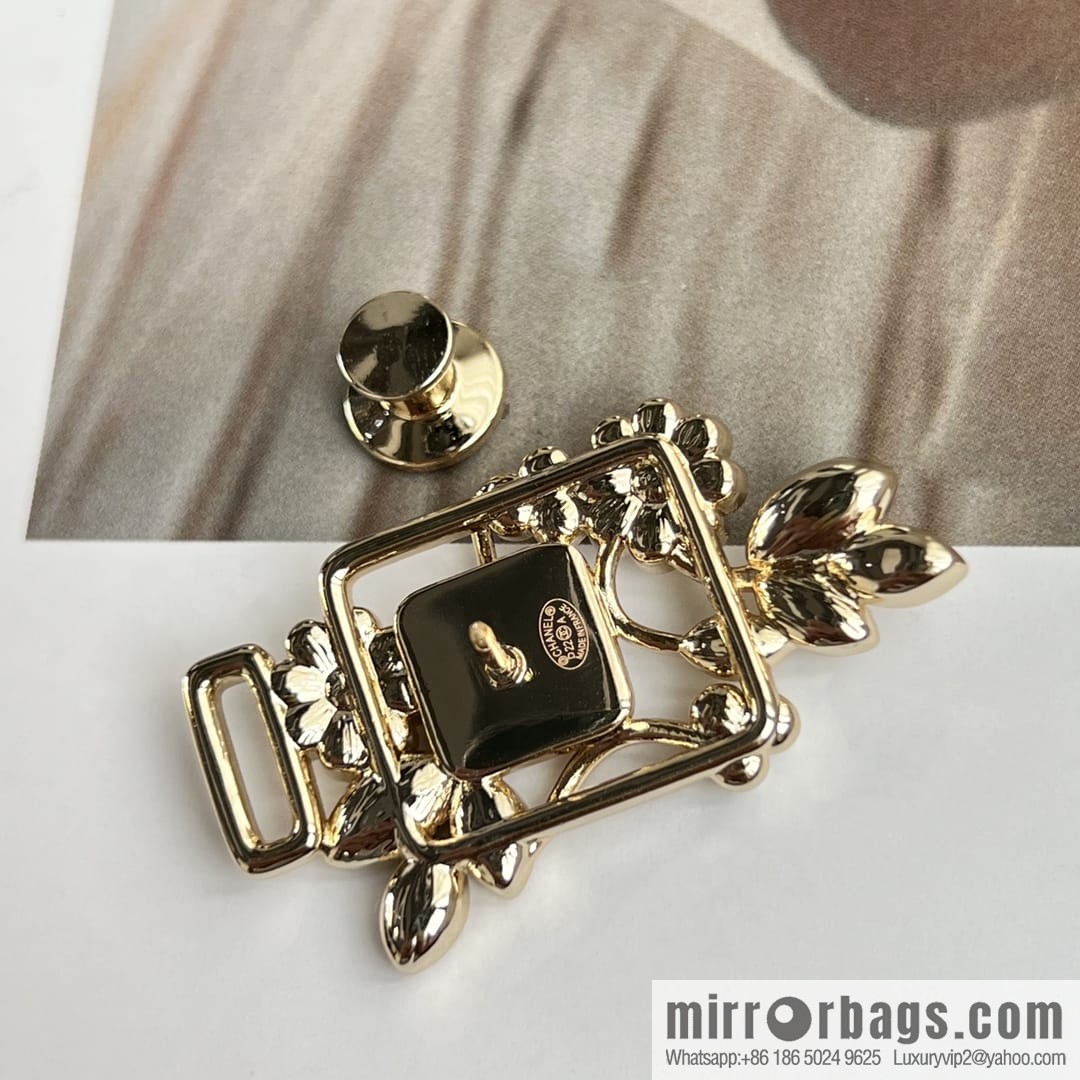 New ☑️ CHANEL Chanel double c pink diamond pearl flower brooch