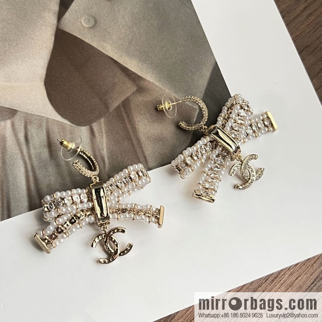 New ☑️ CHANEL Chanel c3 double c bow pearl stud earrings