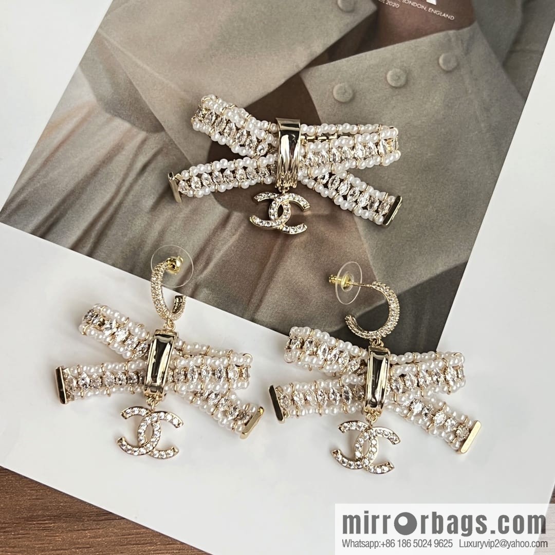 New ☑️ CHANEL Chanel c3 double c bow pearl stud earrings