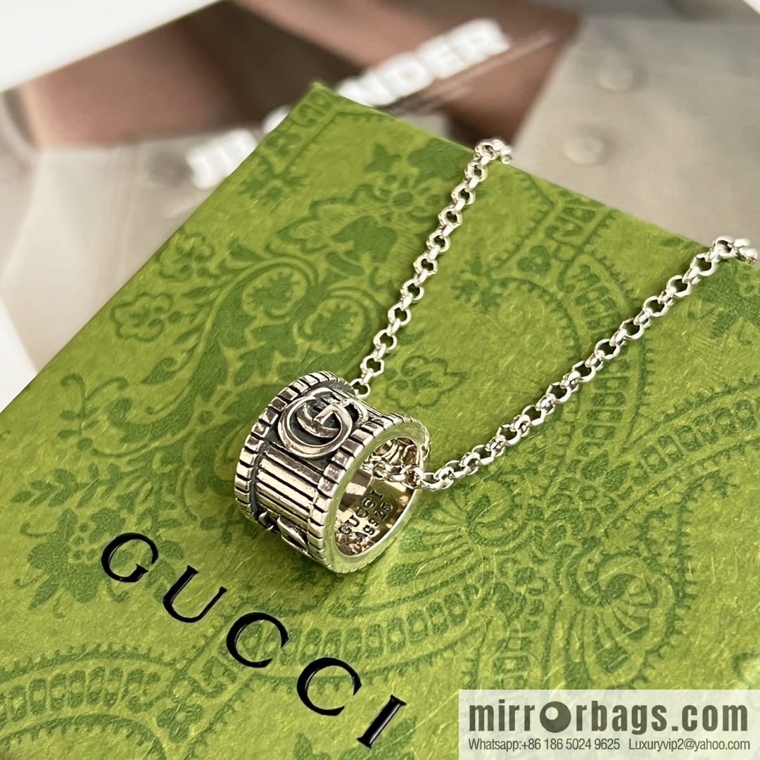 New Gucci Gucci His & Hers double G ring necklace