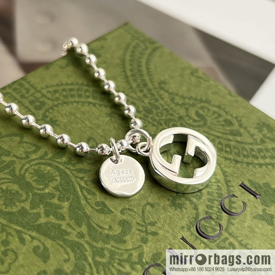 Gucci His & Hers double G round necklace