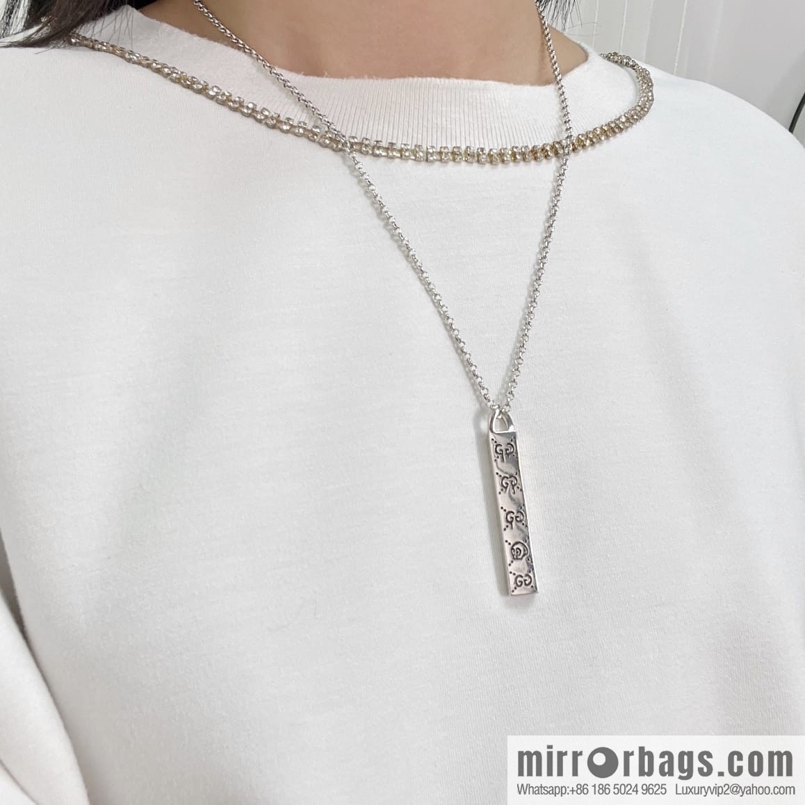 New Gucci Gucci His & Hers double G skull head strip necklace