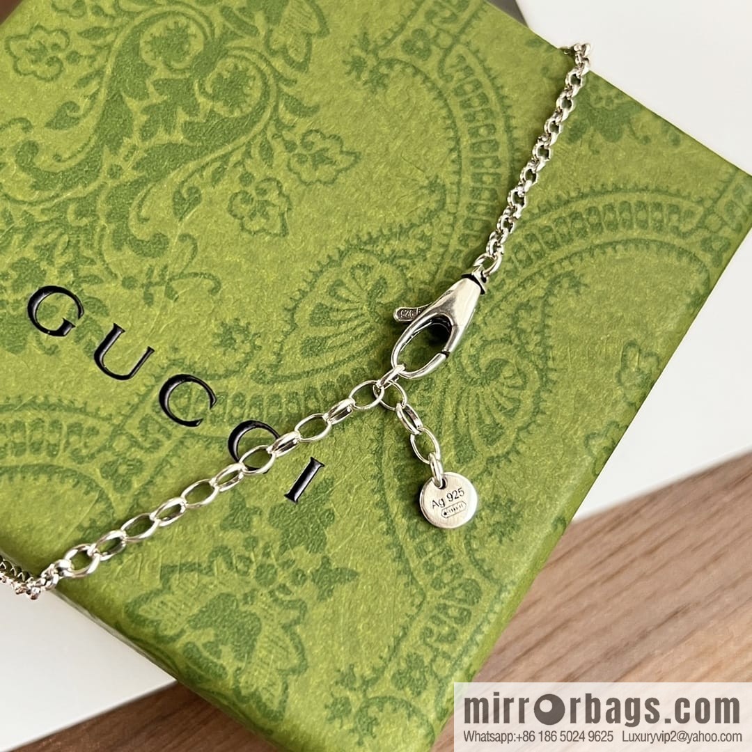 New Gucci Gucci His & Hers double G skull head strip necklace