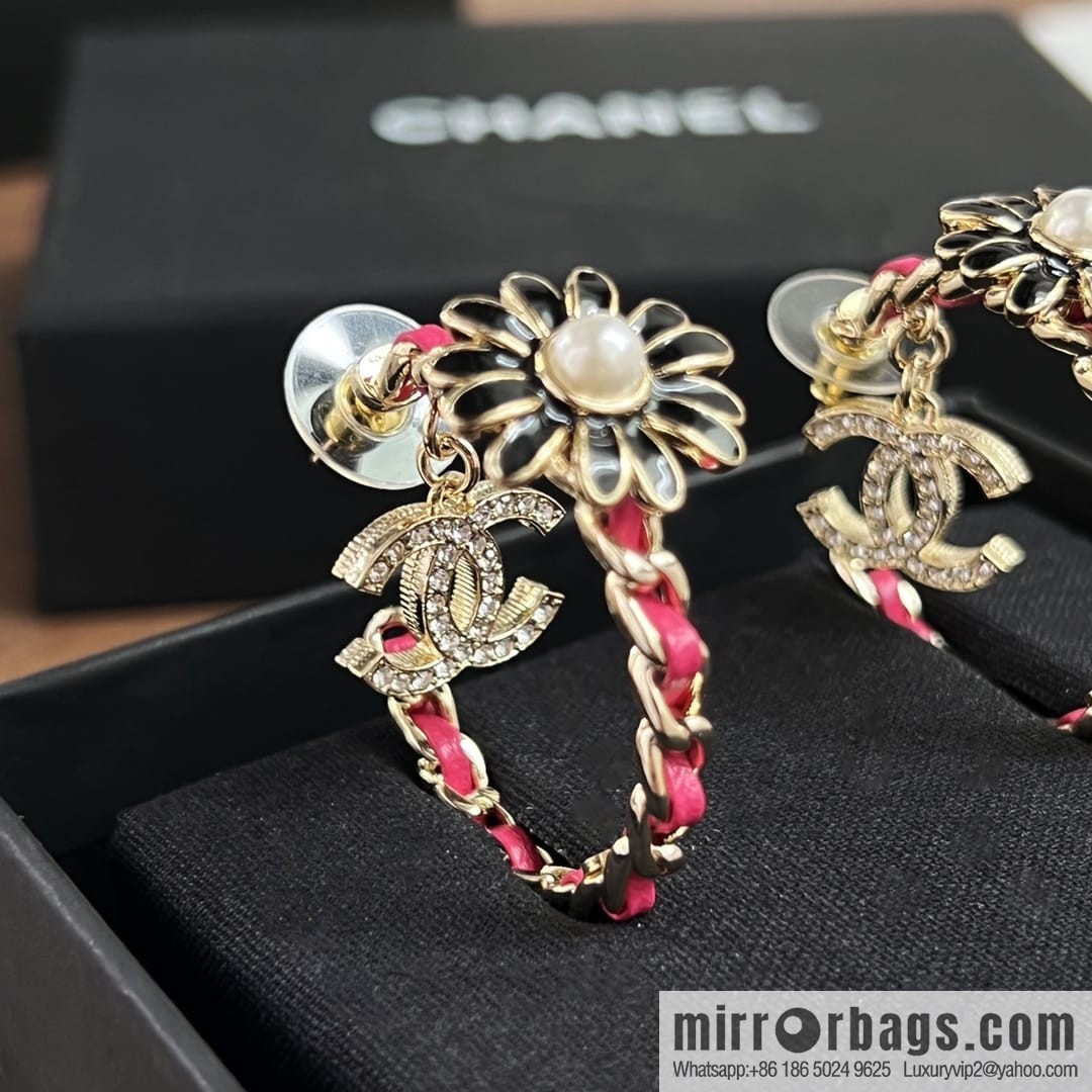 New ☑️ CHANEL Chanel double c semi-round red leather rope stud earrings