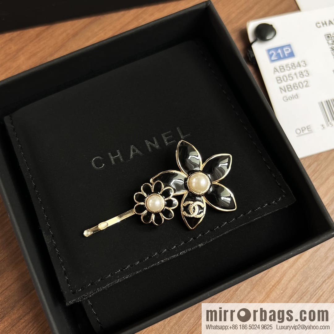 New ☑️ CHANEL Chanel double c black flower hairpin hairpin
