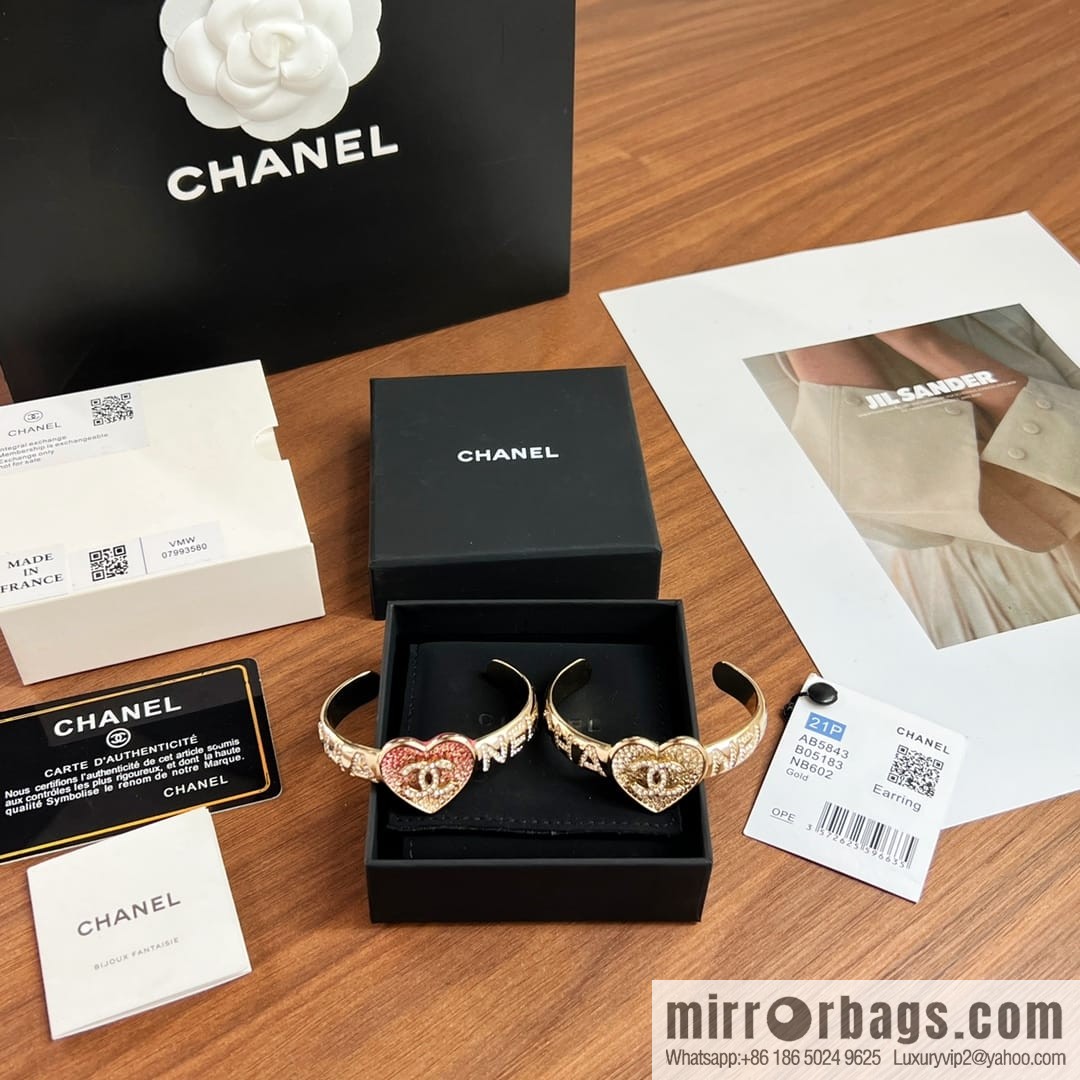 New ☑️ CHANEL Chanel Double C Full Diamond Love Peach Heart Opening Bracelet