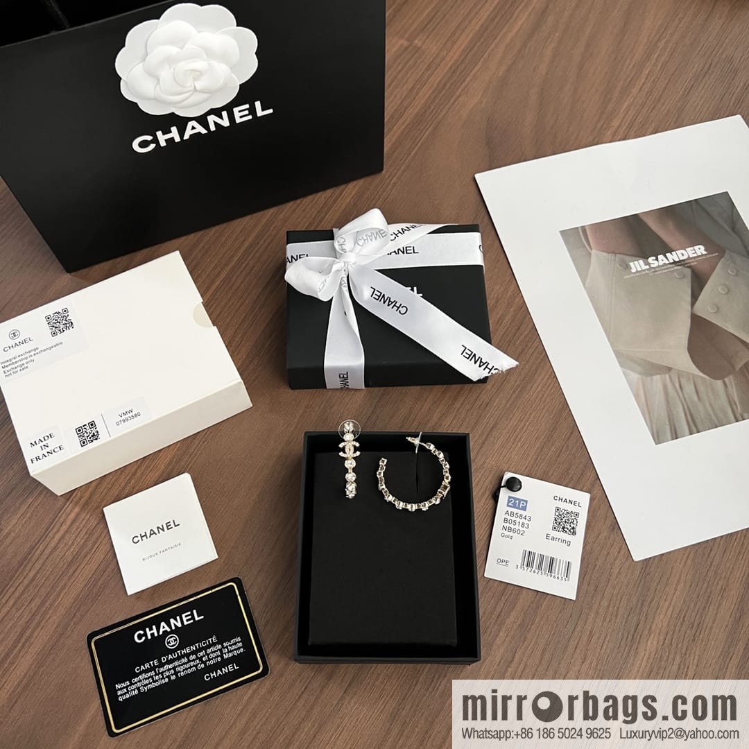 New ☑️ CHANEL Chanel semi-round double c round diamond stud earrings