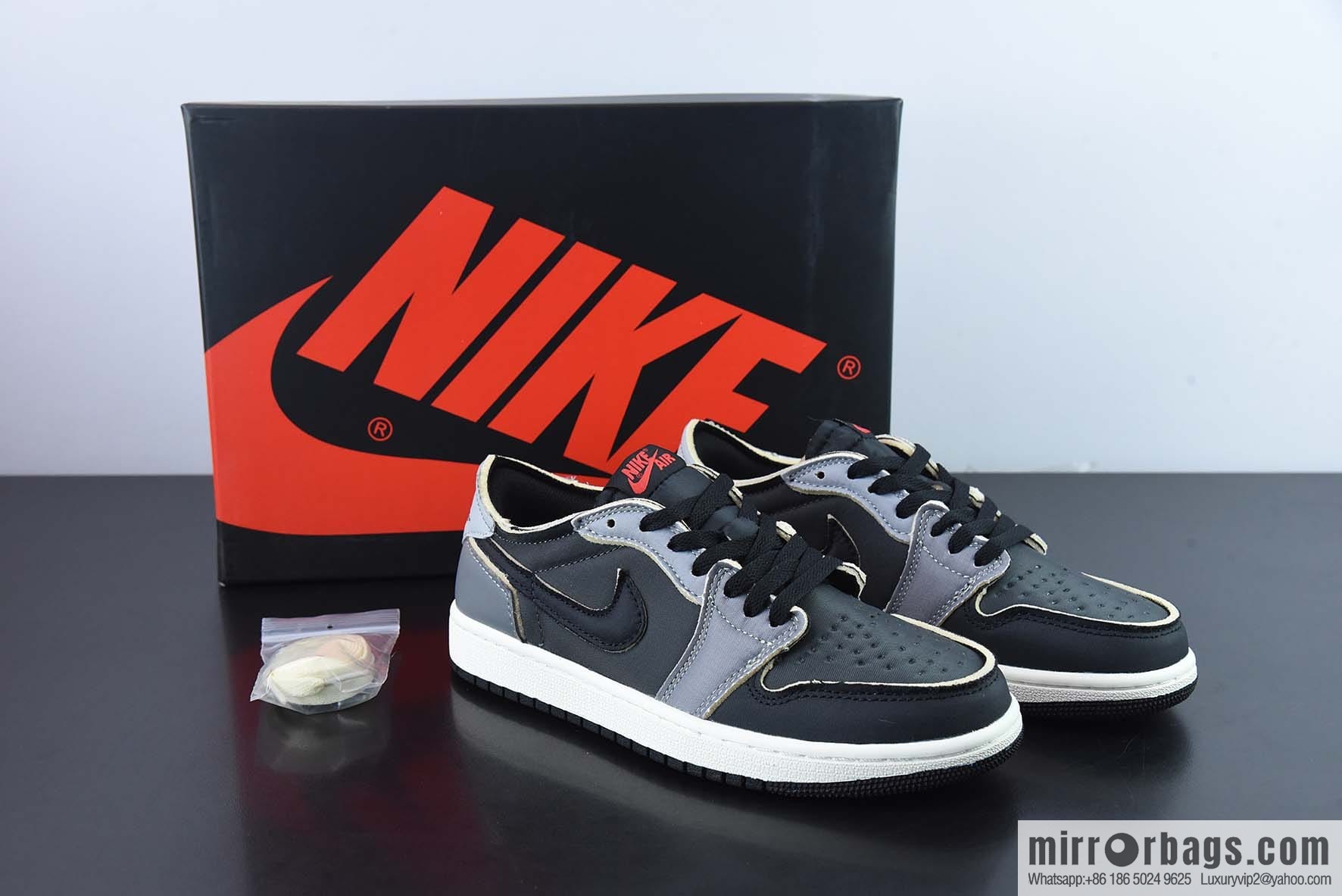 Air Jordan 1 Retro Low OG EX black and gray official synchronization new color low-top casual board shoes, item number: DV0982-006