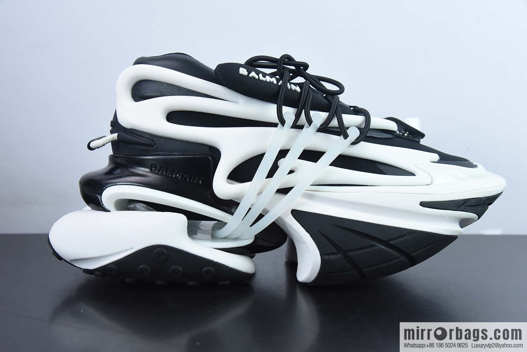 BALMAIN, Unicorn Vintage Daddy Shoes/Black and White