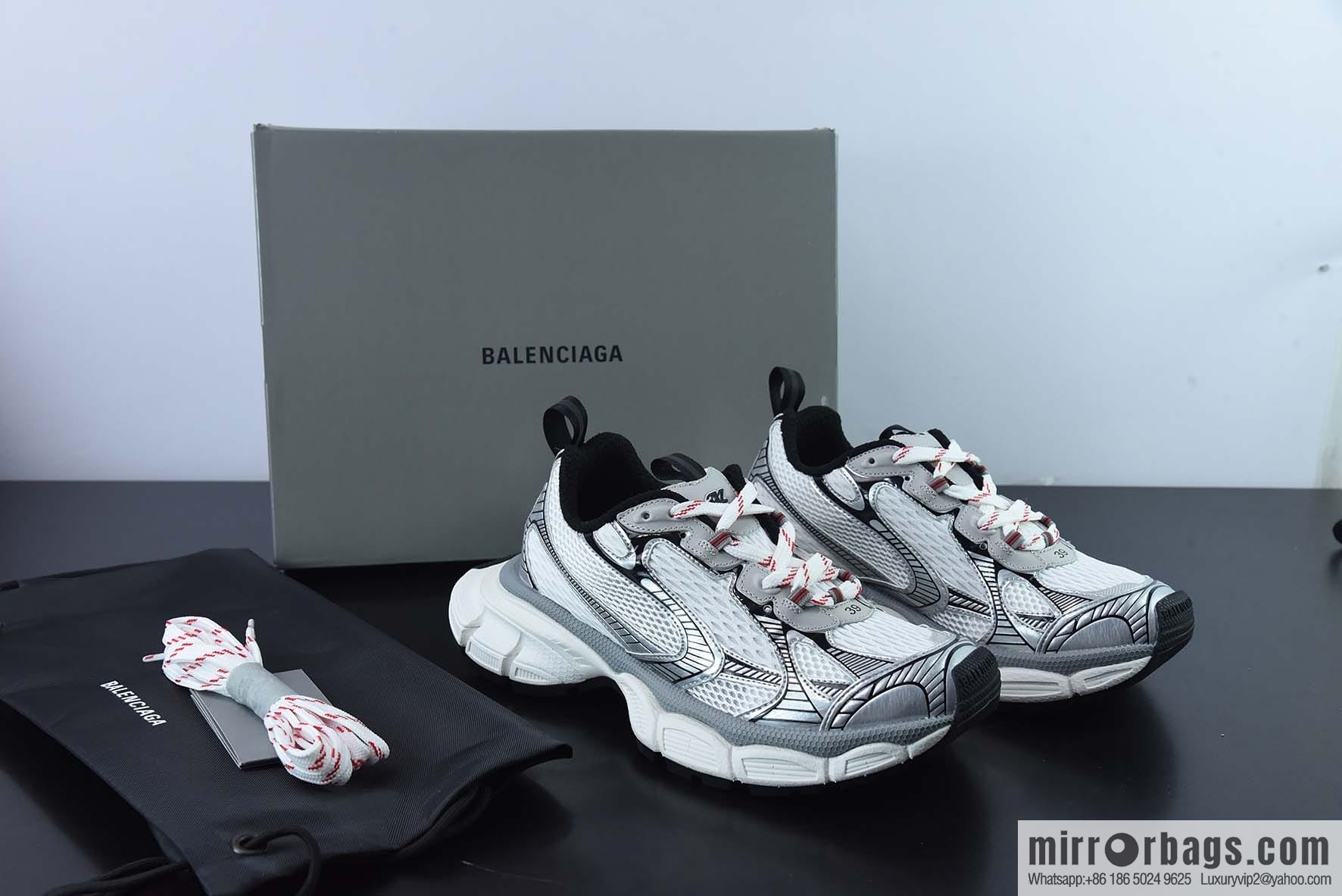 Balenciaga Balenciaga 10th generation, lace-up Unisex sneakers of the same style