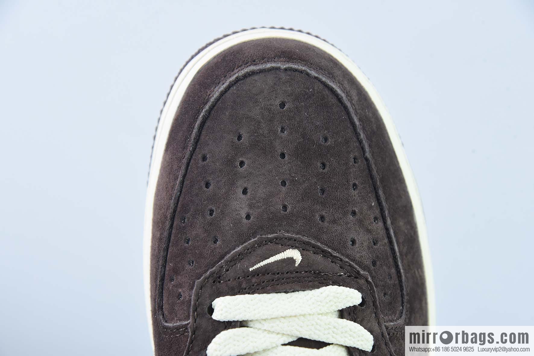 Nk Air Force 1 '07 Mid QS Brown, Air Force One Medium Top Casual Sneakers DM0107-200