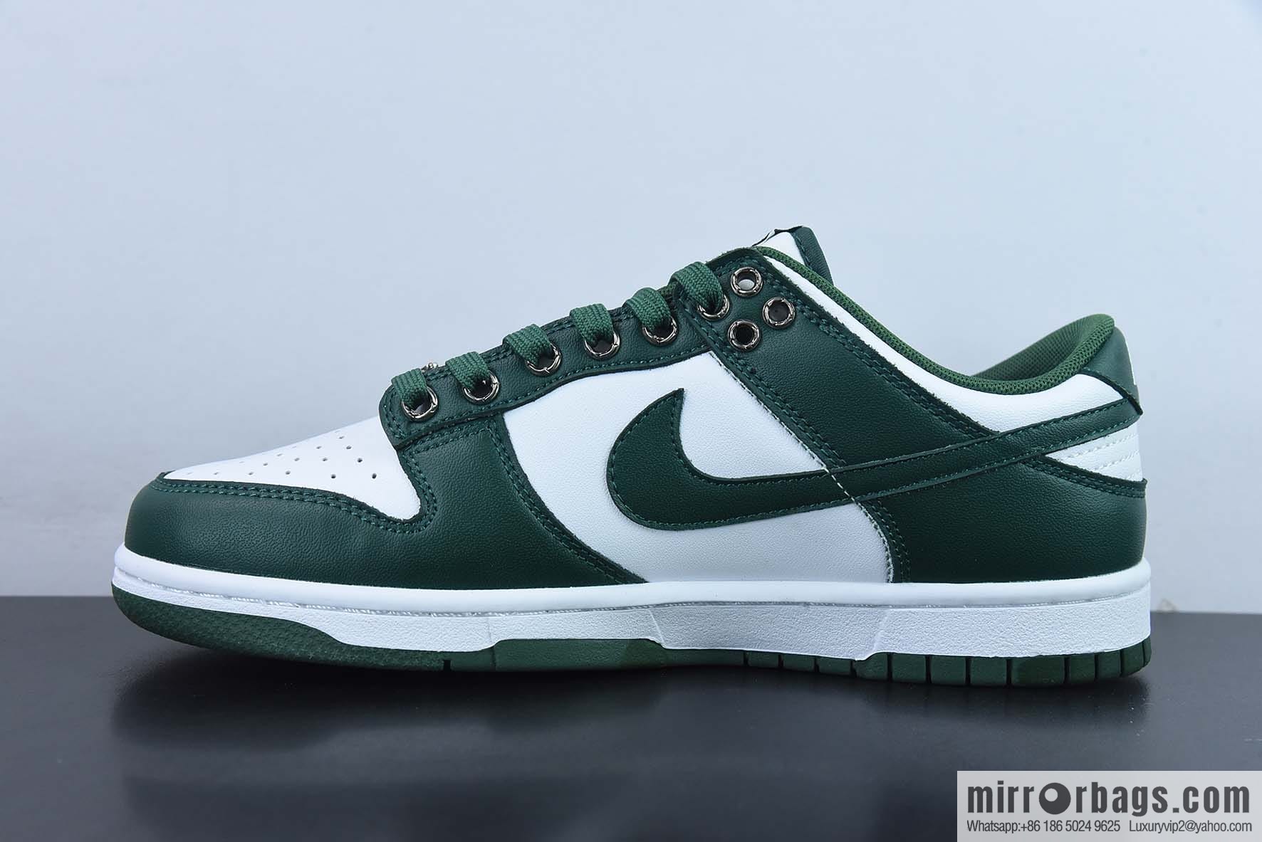 Nike SB Dunk Low white and green, graffiti low-top casual board shoes, item number: DD1391-101