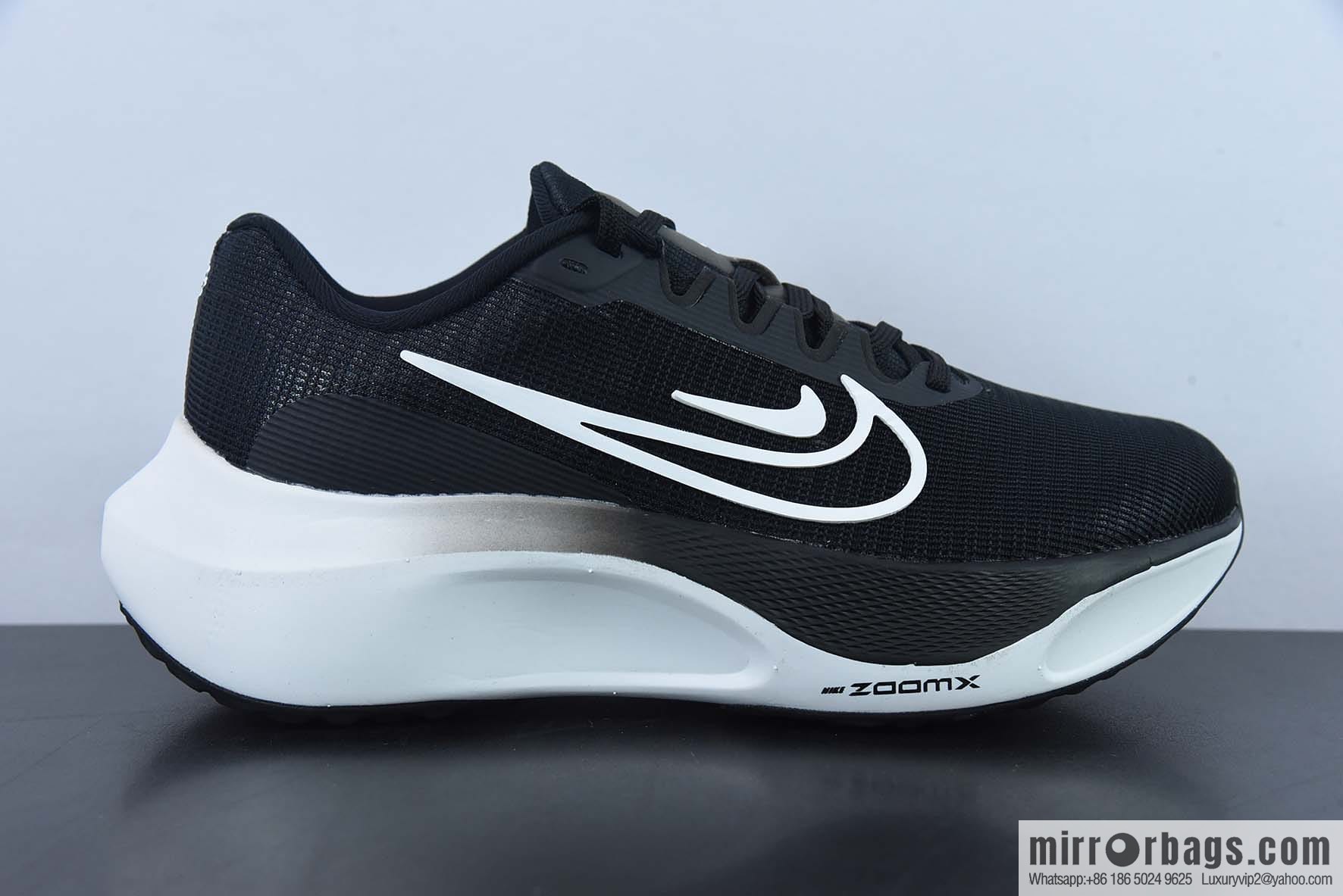 Nk Zoom Fly 5 sports casual cushioning carbon board running shoes, black and white DM8974-001