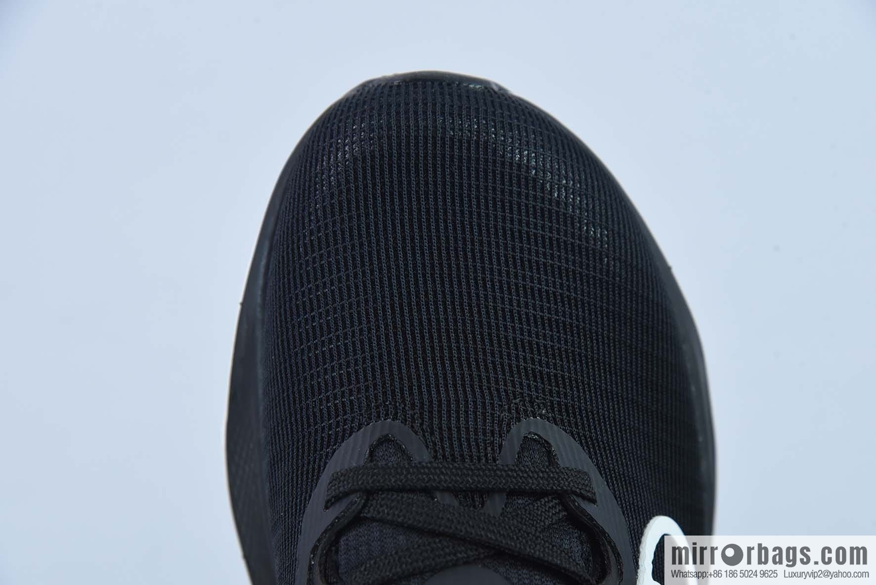 Nk Zoom Fly 5 sports casual cushioning carbon board running shoes, black and white DM8974-001