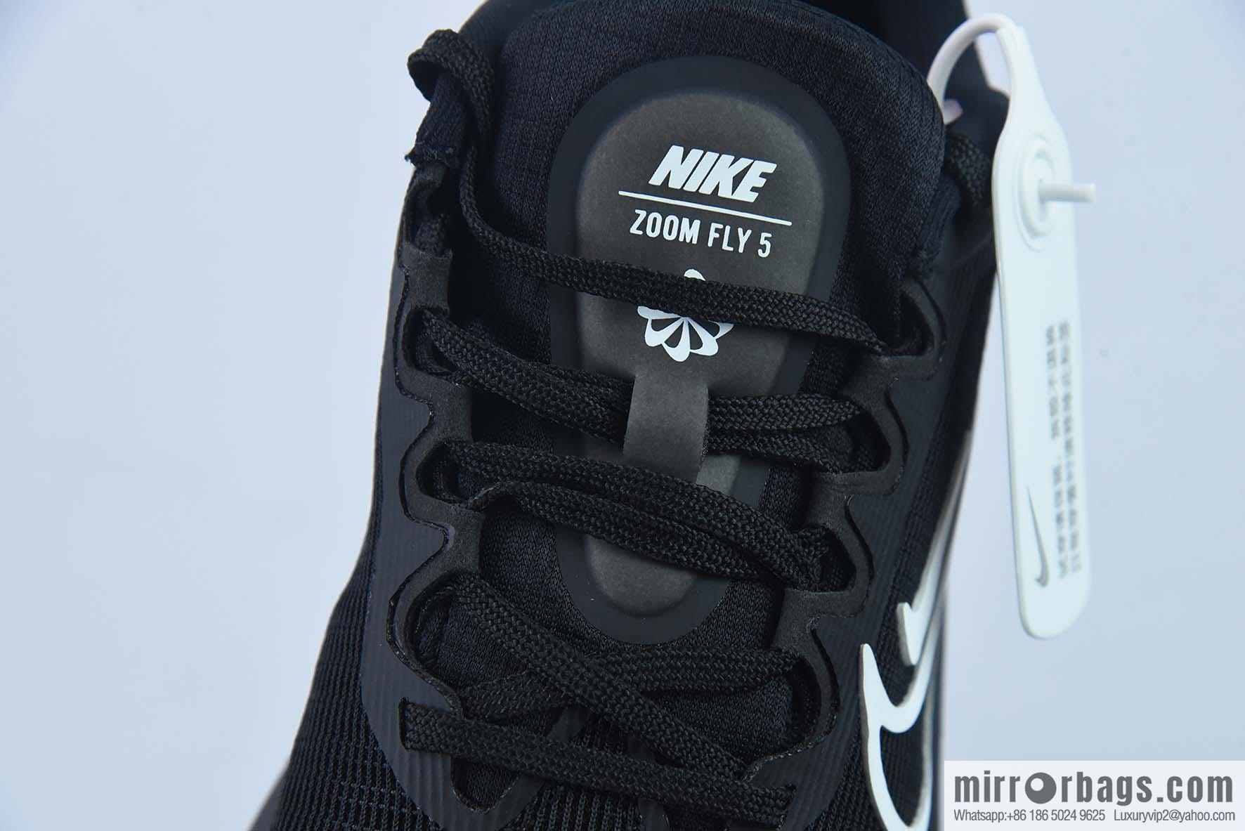 Nk Zoom Fly 5 sports casual cushioning carbon board running shoes, black and white DM8974-001