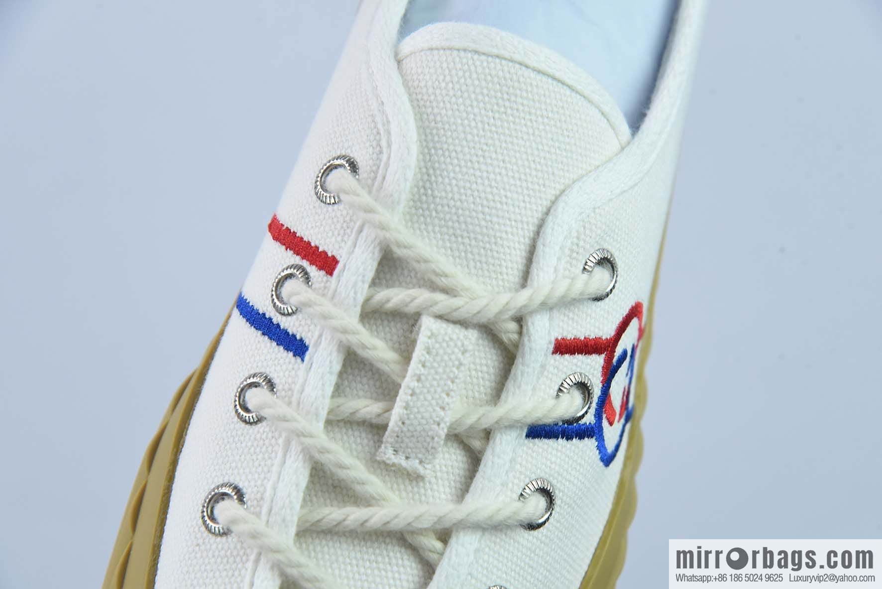 Gucci light luxury single product, the latest original 1:1 copy! 2022 Gucci hot series cloth shoes