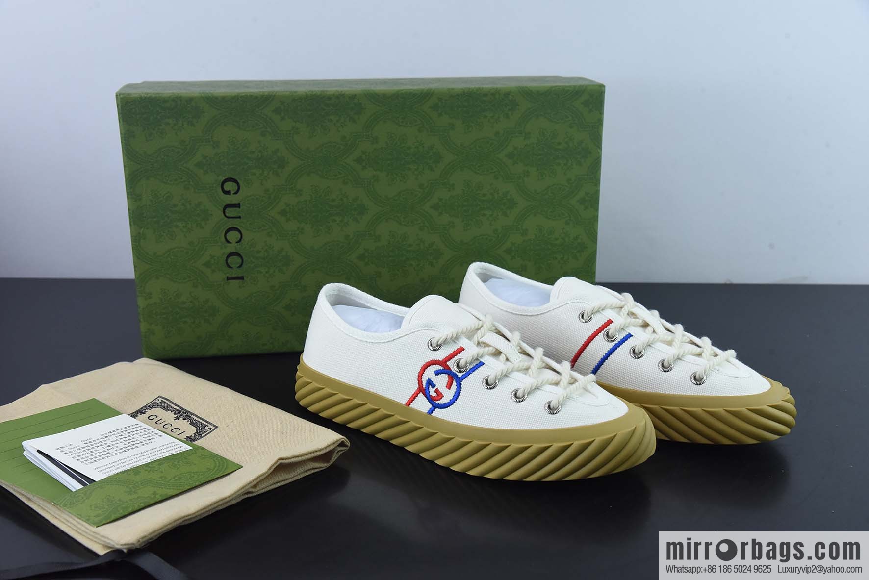 Gucci light luxury single product, the latest original 1:1 copy! 2022 Gucci hot series cloth shoes