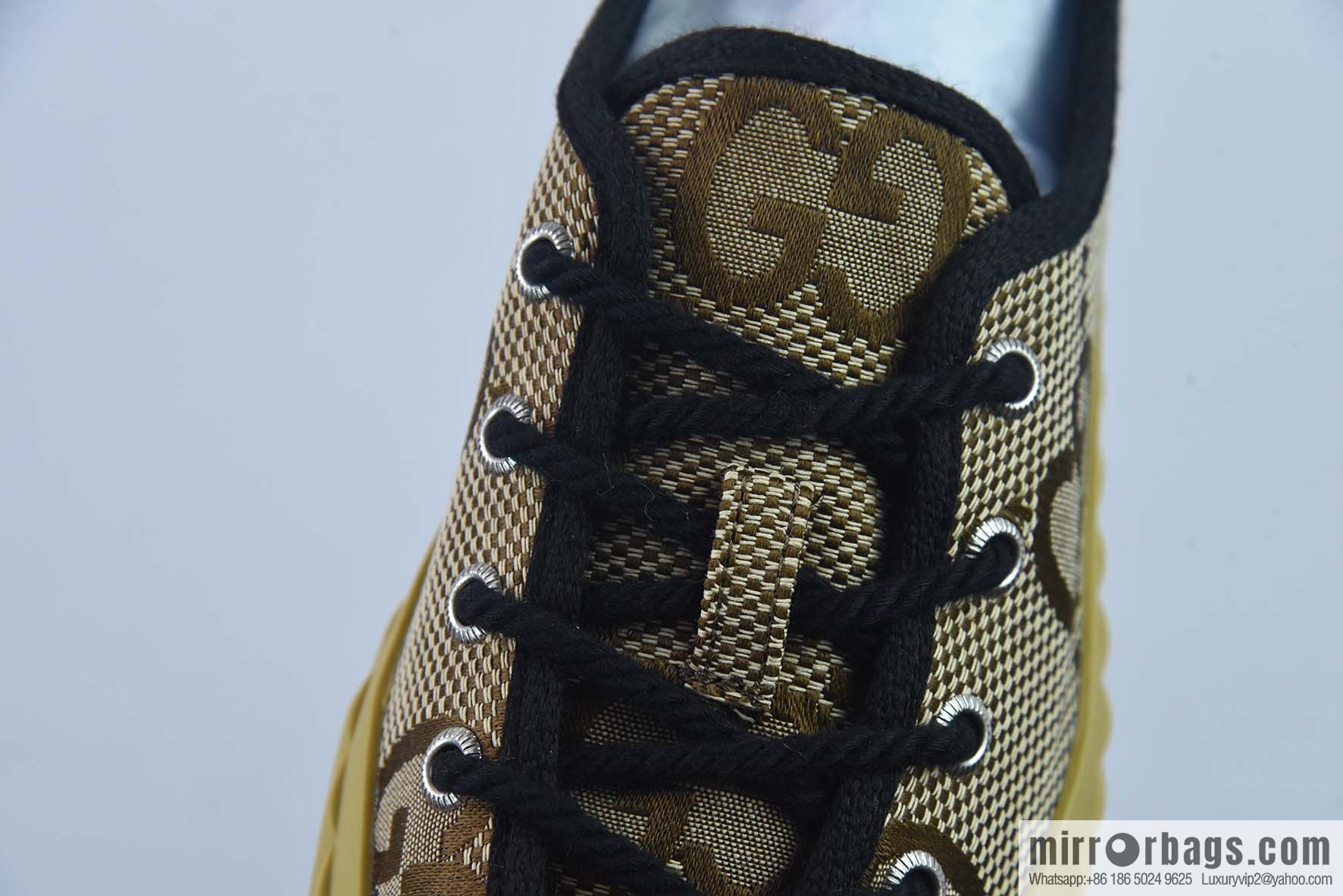 Gucci light luxury single product, the latest original 1:1 copy! 2022 Gucci hot series cloth shoes