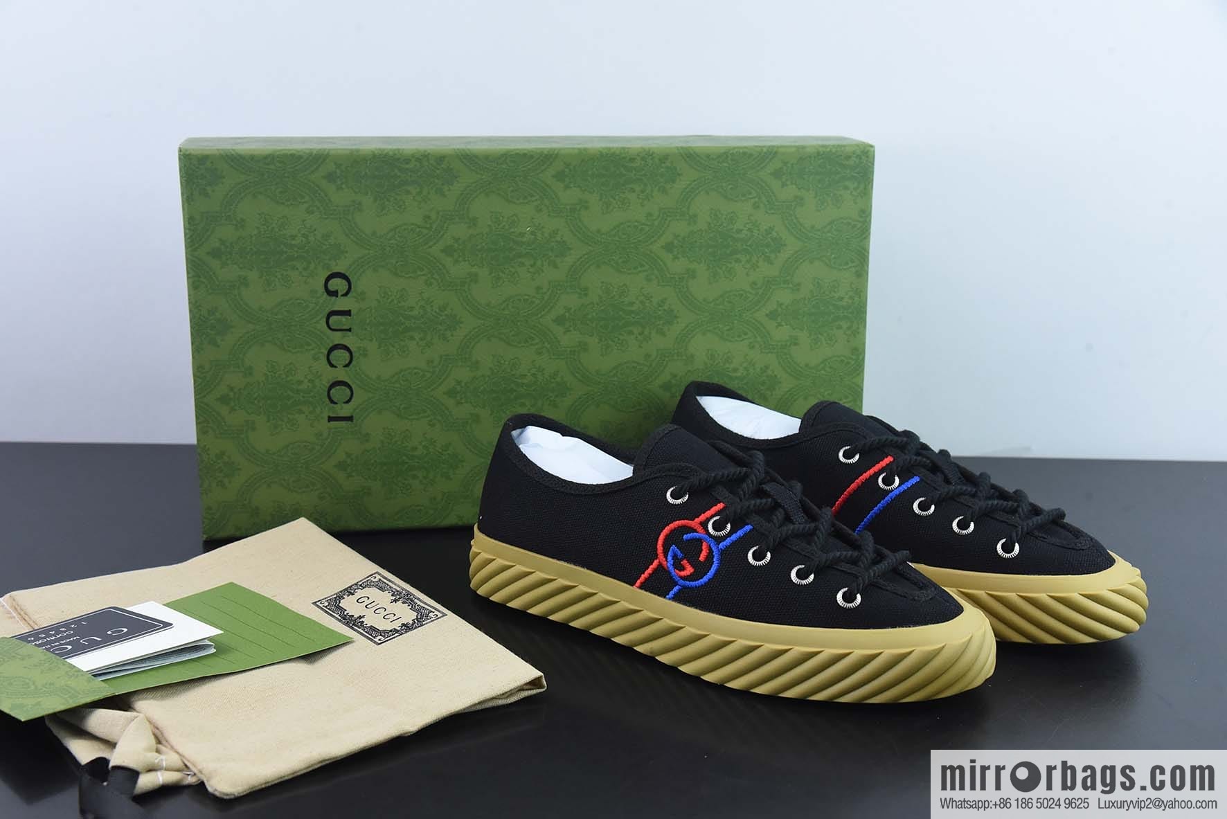 Gucci light luxury single product, the latest original 1:1 copy! 2022 Gucci hot series cloth shoes