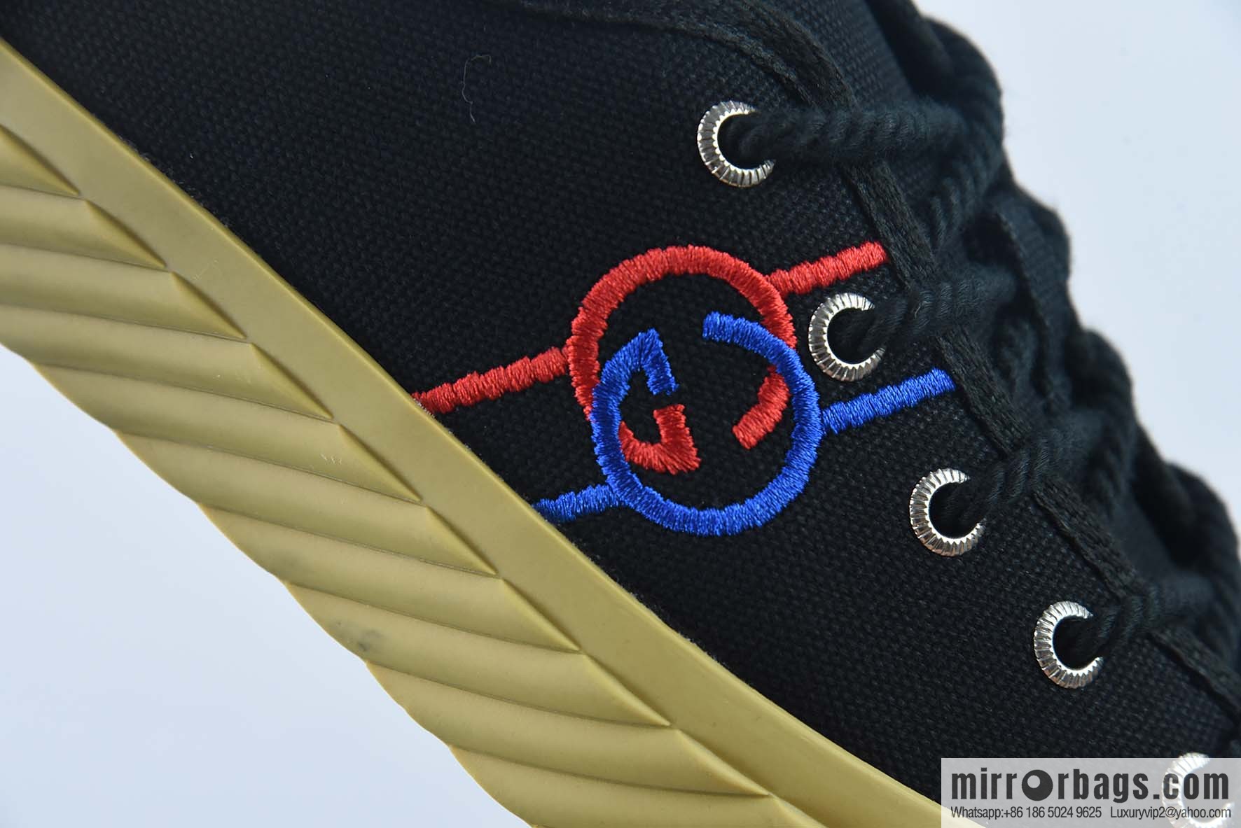 Gucci light luxury single product, the latest original 1:1 copy! 2022 Gucci hot series cloth shoes