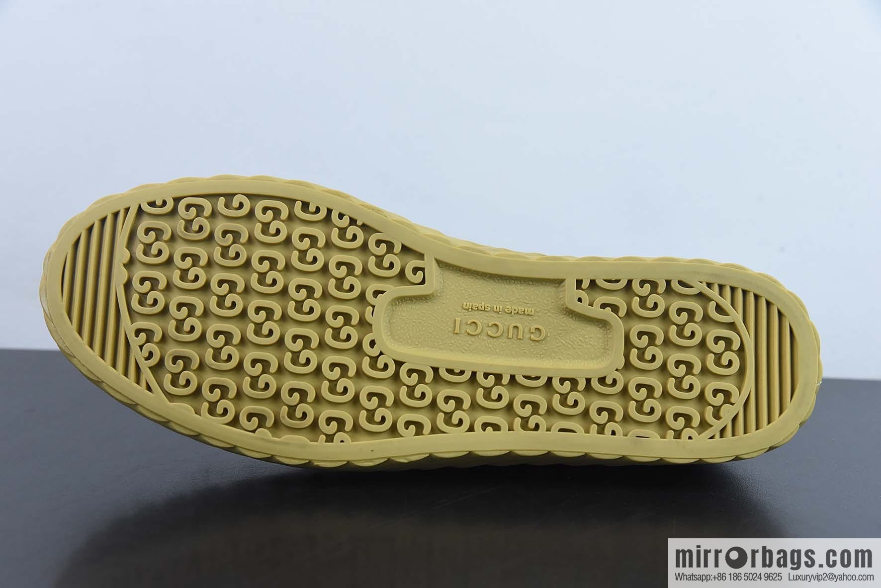 Gucci light luxury single product, the latest original 1:1 copy! 2022 Gucci hot series cloth shoes