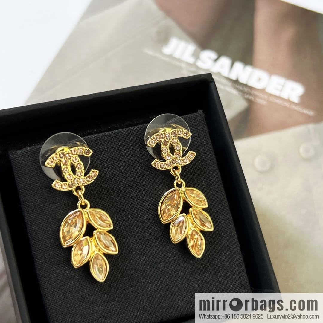 New ☑️ CHANEL Chanel double c wheat stud earrings