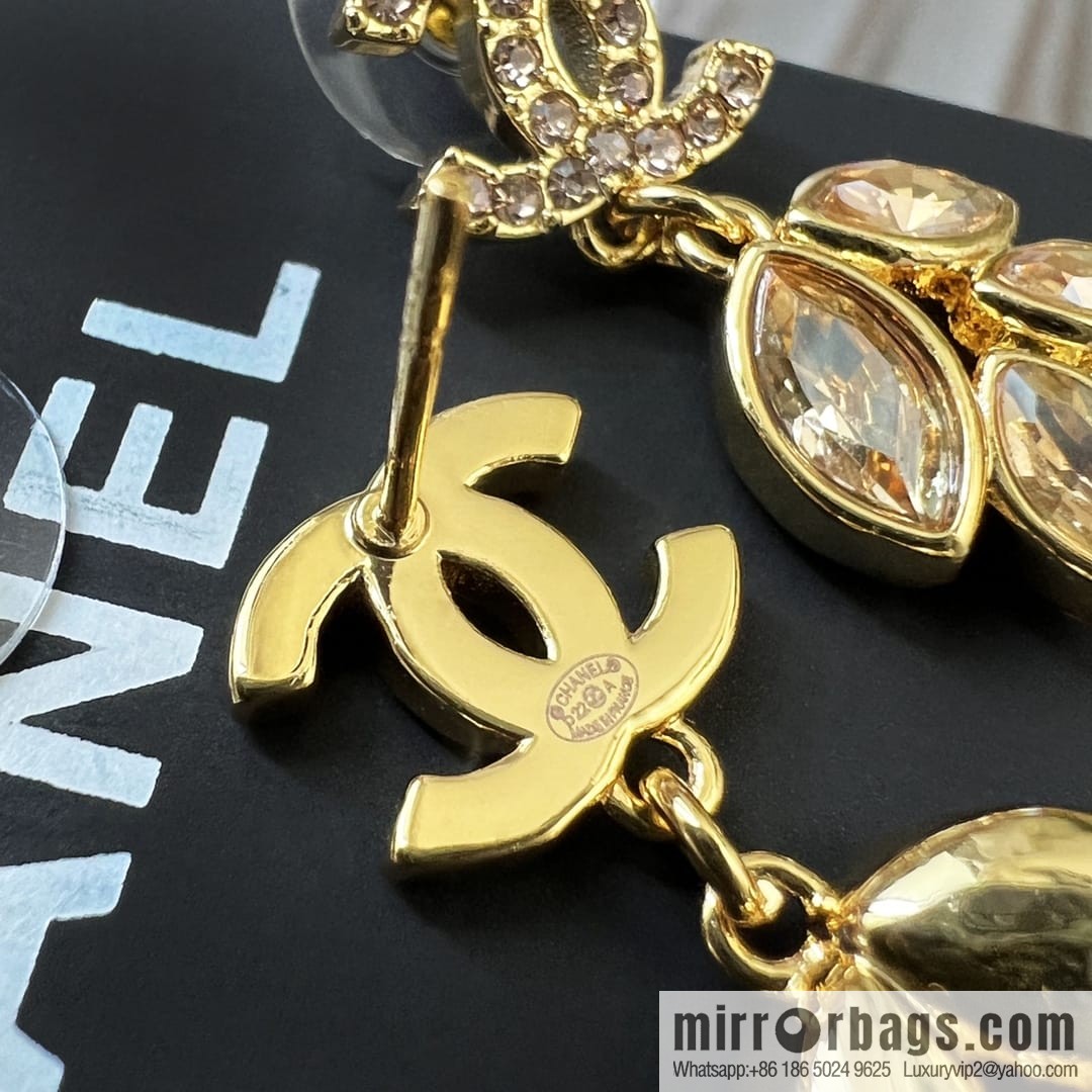 New ☑️ CHANEL Chanel double c wheat stud earrings