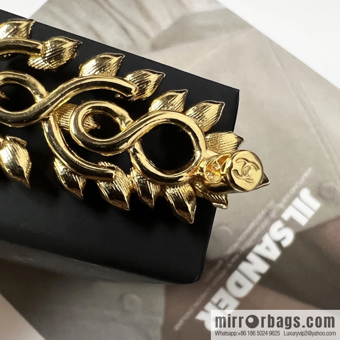 New ☑️ Chanel double c gold brooch