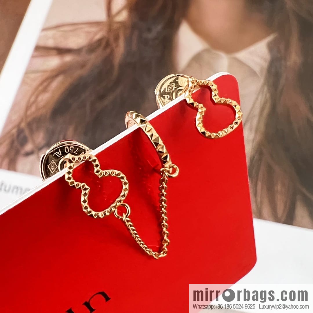 Qeelin 18 series rose gold gourd earclip earrings