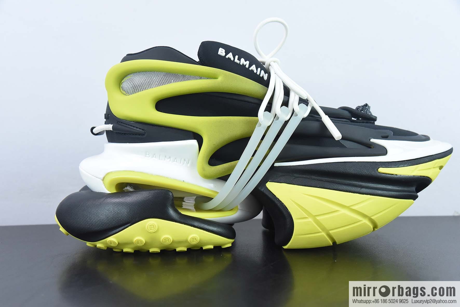 Balmain Paris show same Unisex same sneakers