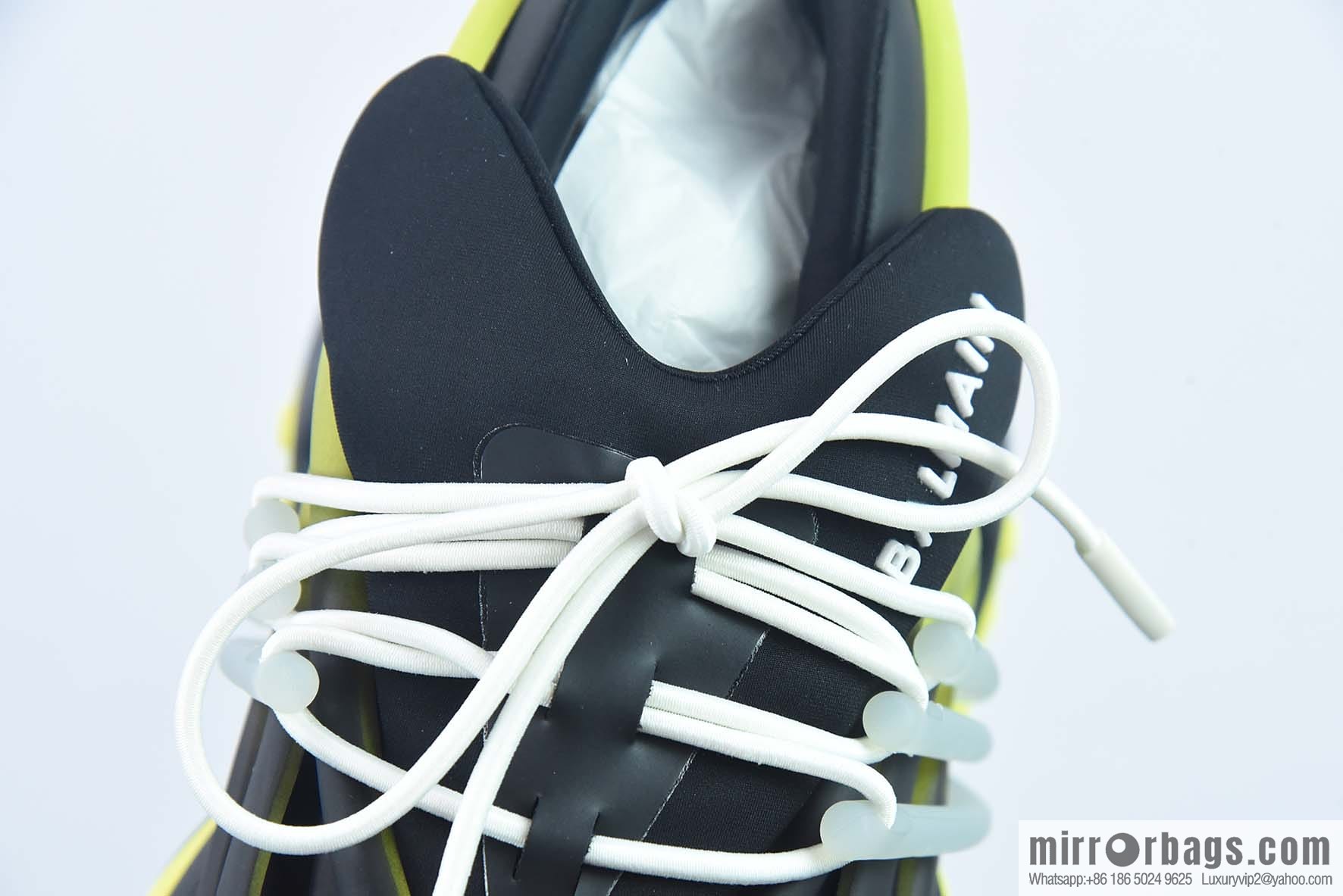 Balmain Paris show same Unisex same sneakers