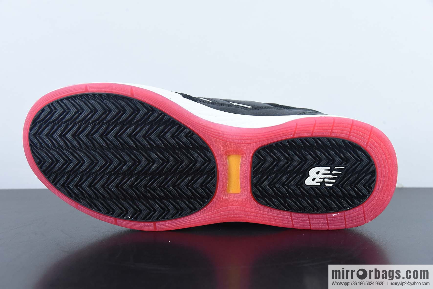 New Balance 808 series, comfortable and durable board shoes, black and red, item number: NM808BRD