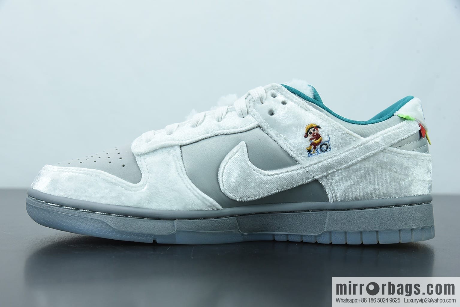 Nk Dunk Low Ice Frozen, Christmas, Winter Wonderland, Ice and Snow Festival Low Top Casual Shoes, Item Number: DO2326 001