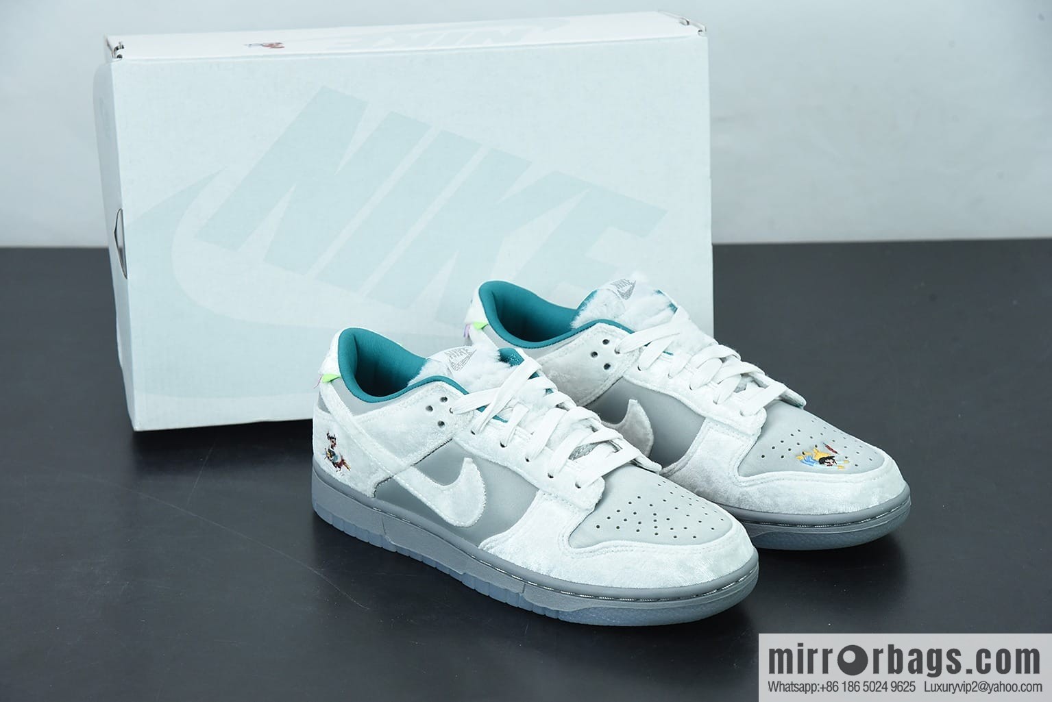 Nk Dunk Low Ice Frozen, Christmas, Winter Wonderland, Ice and Snow Festival Low Top Casual Shoes, Item Number: DO2326 001