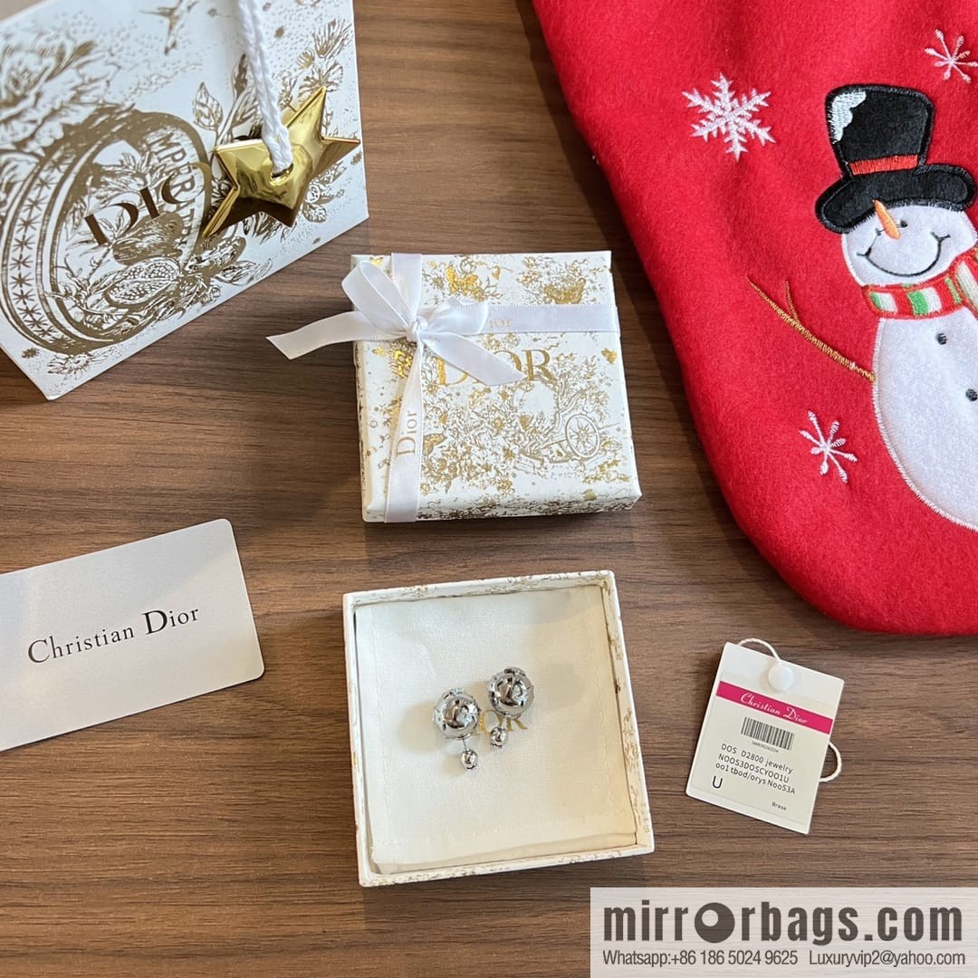 ☑️DIOR Dior silver mirror star stud earrings