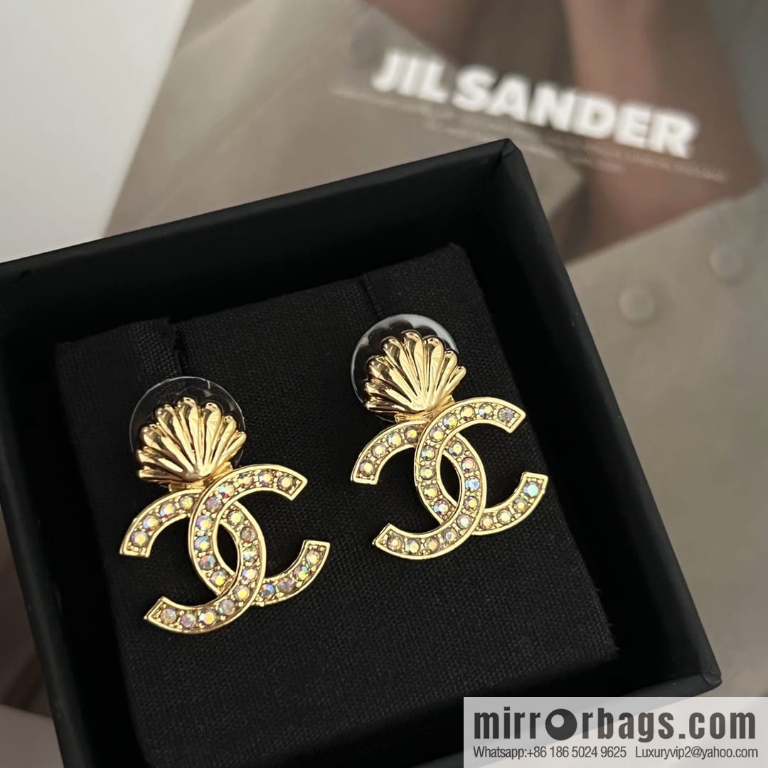 New ☑️ CHANEL Chanel c1 double c gold shell stud earrings