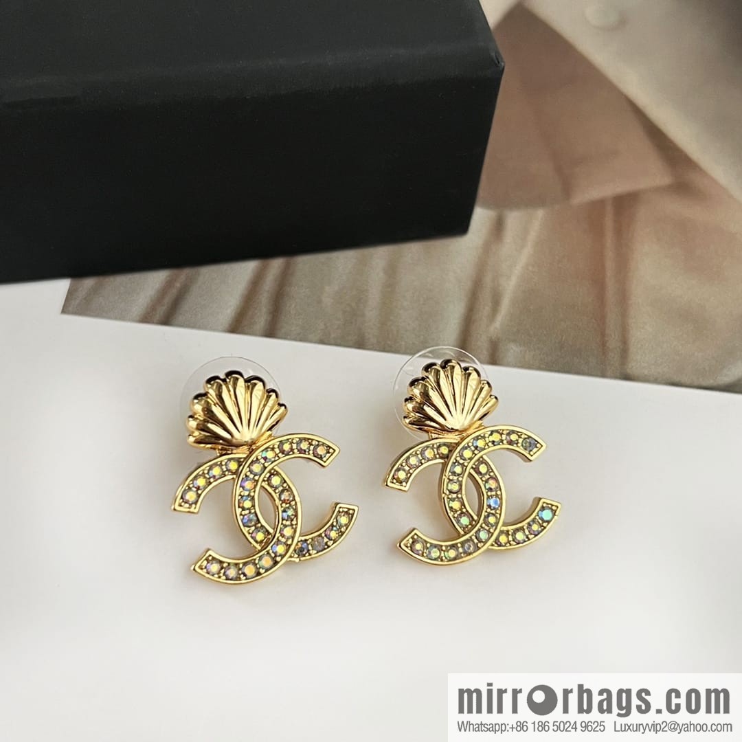 New ☑️ CHANEL Chanel c1 double c gold shell stud earrings
