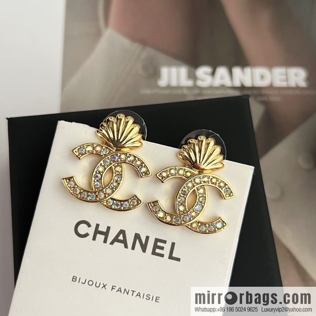 New ☑️ CHANEL Chanel c1 double c gold shell stud earrings