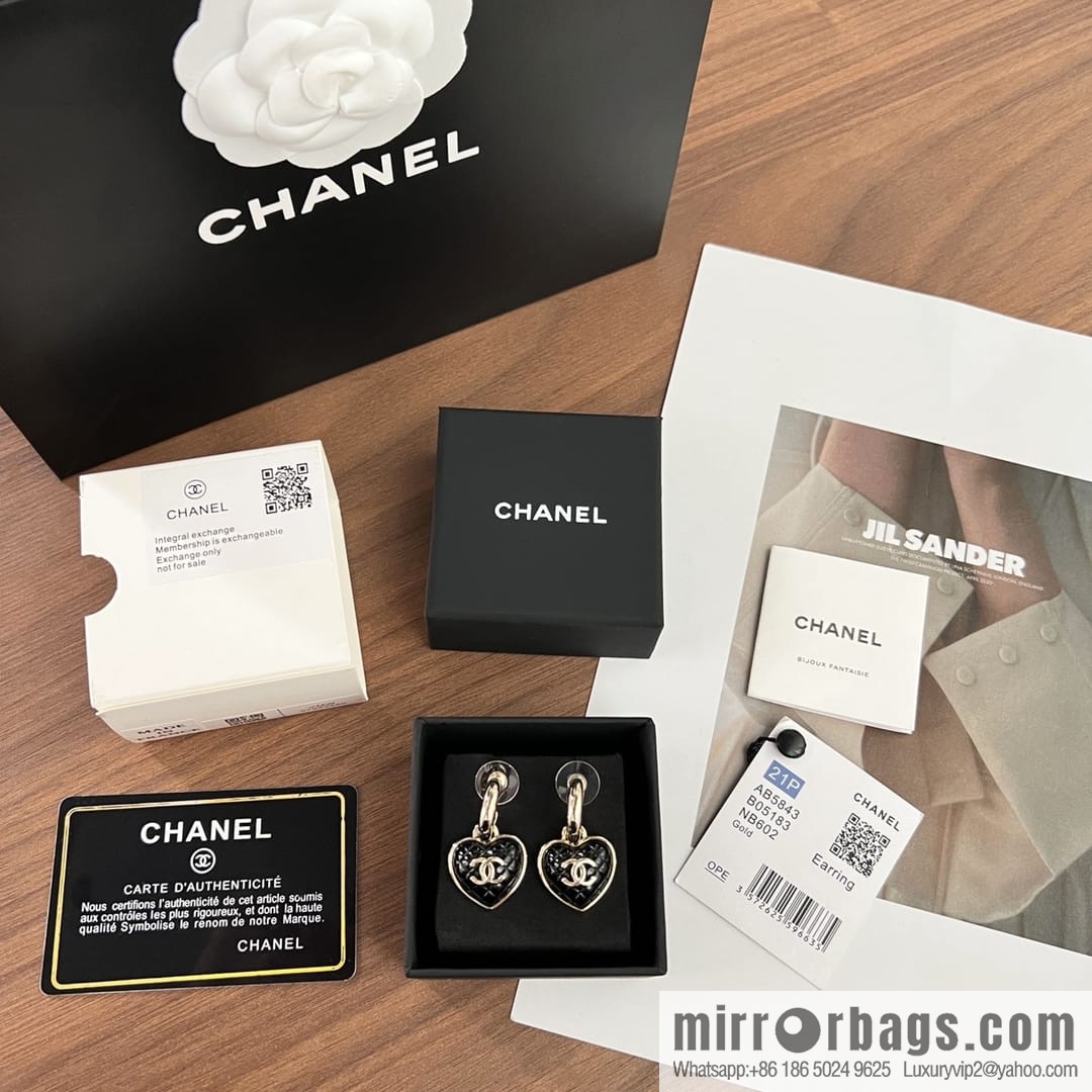 New ☑️ CHANEL Chanel c2 double c peach heart love stud earrings