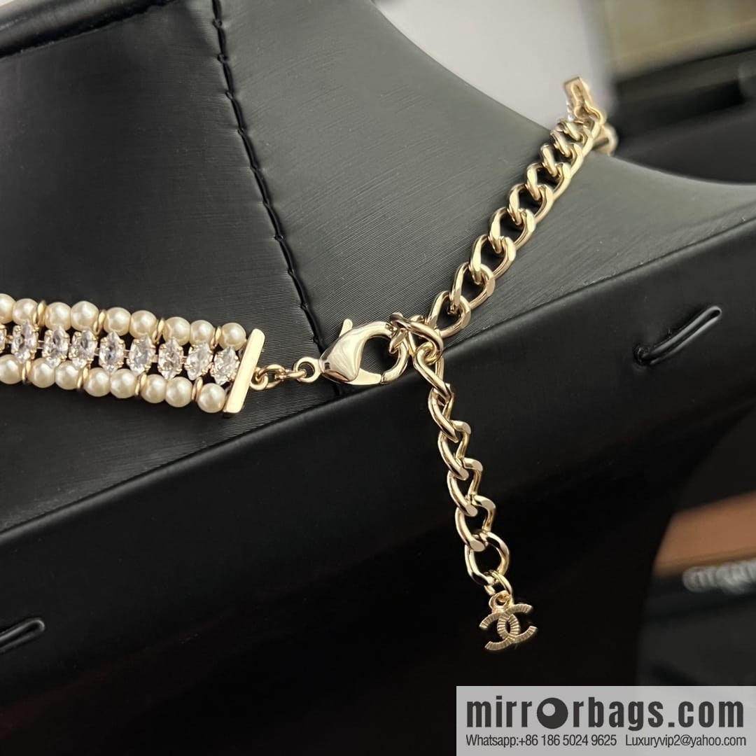New ☑️ CHANEL Chanel double c pearl necklace
