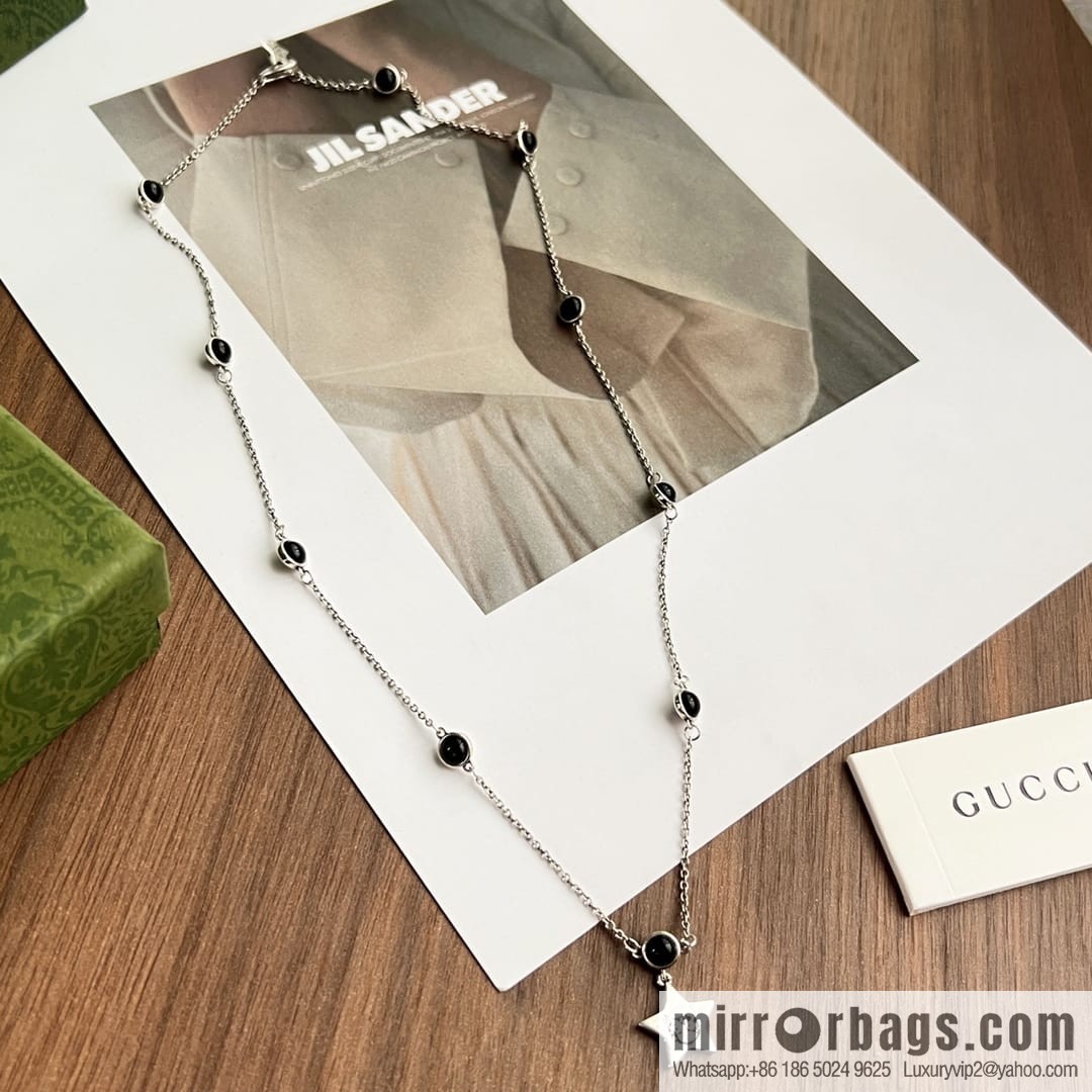 New Gucci Gucci star cat head necklace