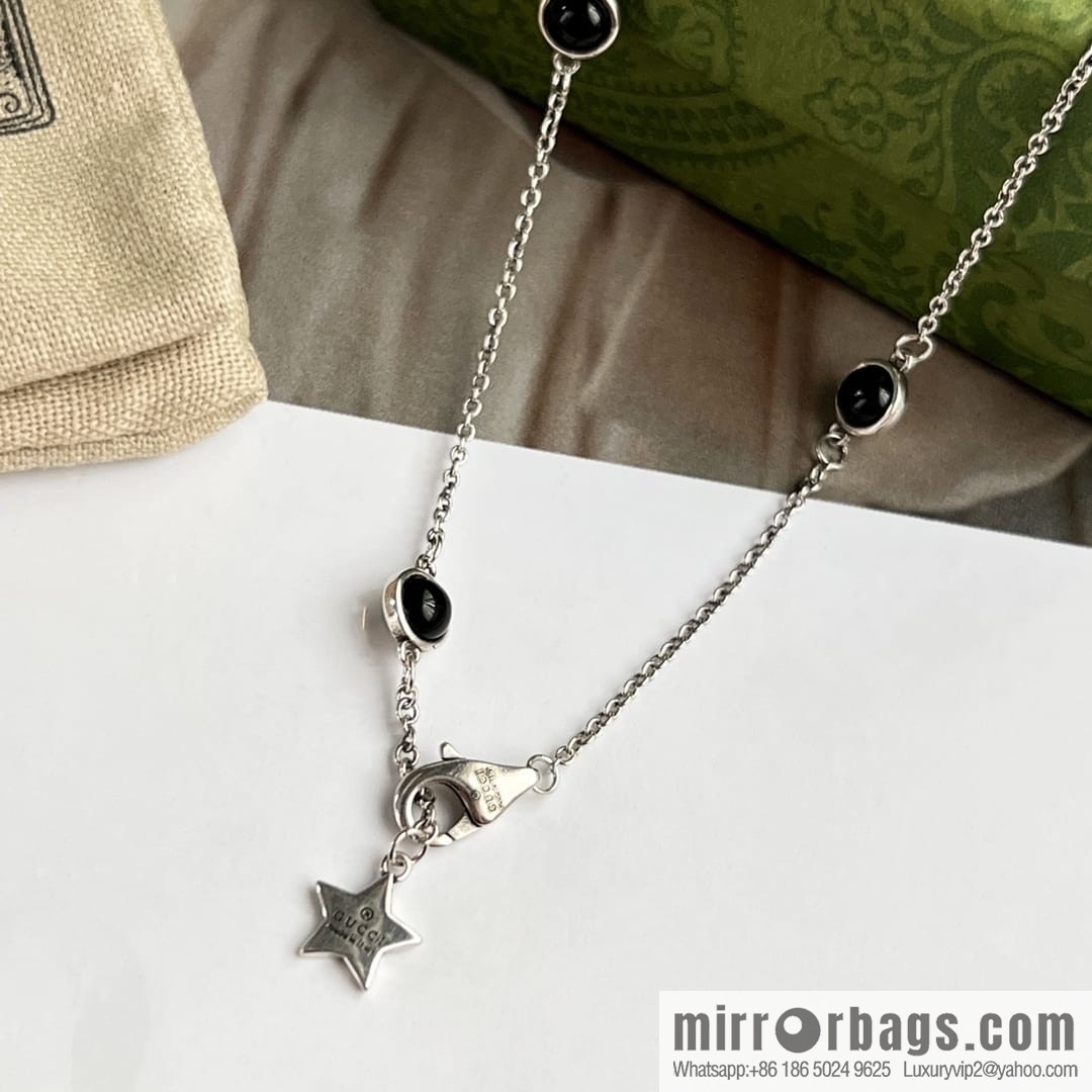 New Gucci Gucci star cat head necklace