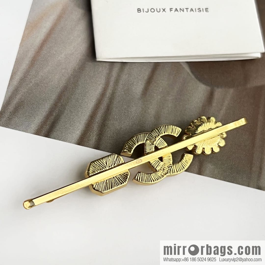 New ☑️ CHANEL Chanel double c hairpin hairpin