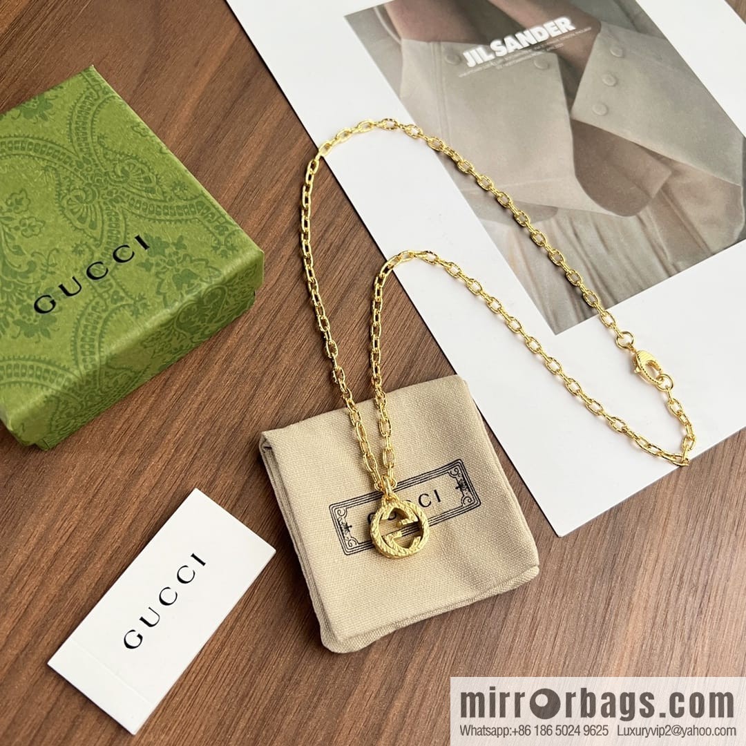 New Gucci Gucci gold double G necklace
