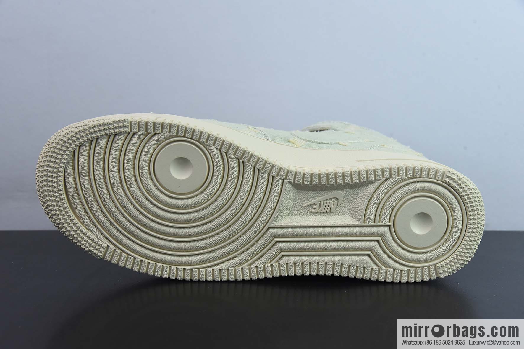Air Force 1 '07 MID Levi's Levi's joint name, Air Force One Zhonggang, item number: 651122K