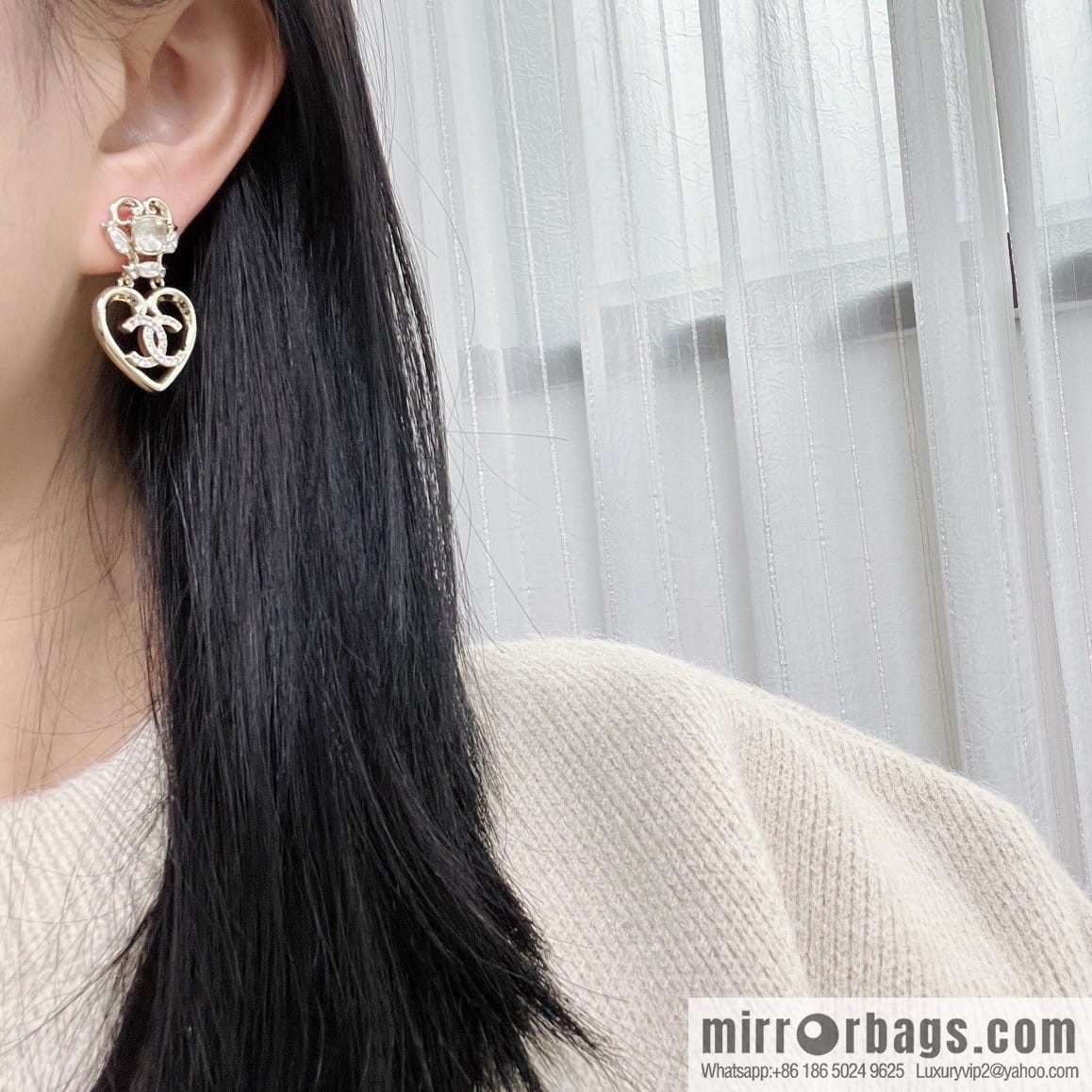 New ☑️ CHANEL Chanel c2 double c gold peach heart love stud earrings